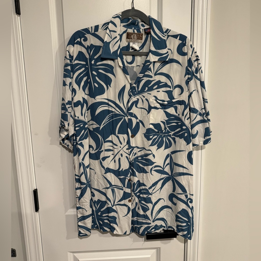 Men’s XL Hawaiian Shirt
